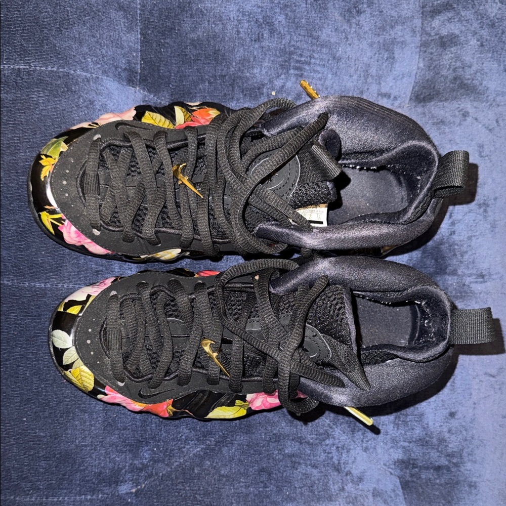 Nike Kids' Black and Floral Sneakers